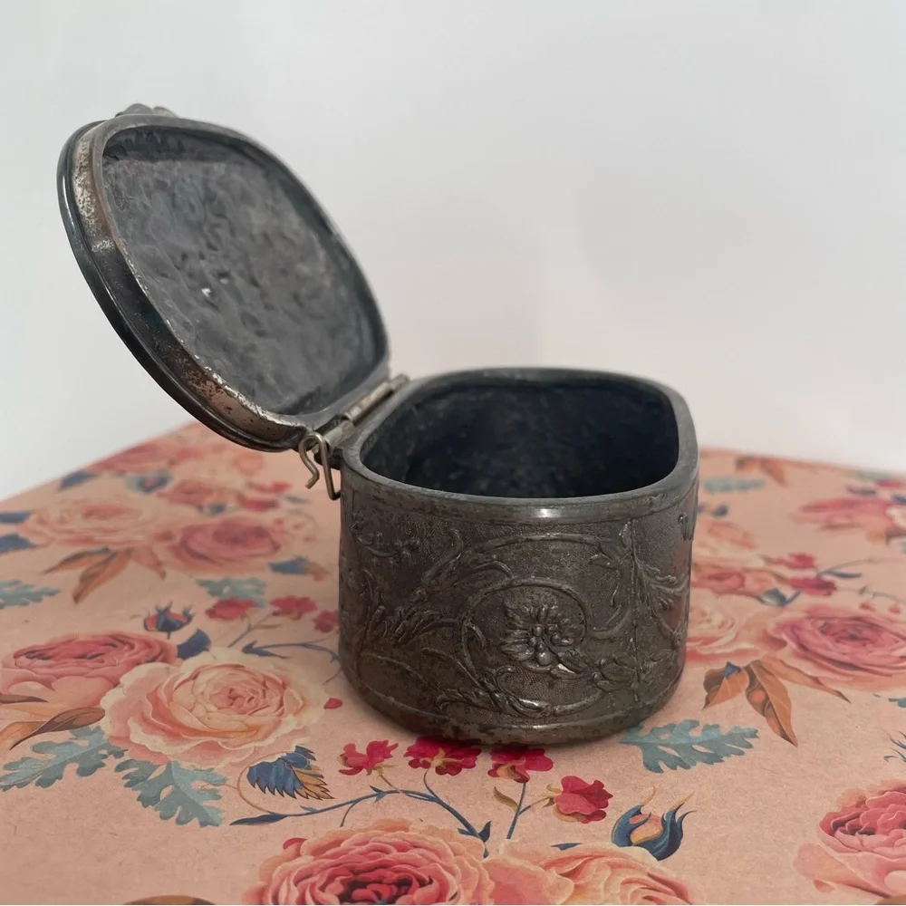 Antique Jennings Brothers Trinket / Jewelry Box